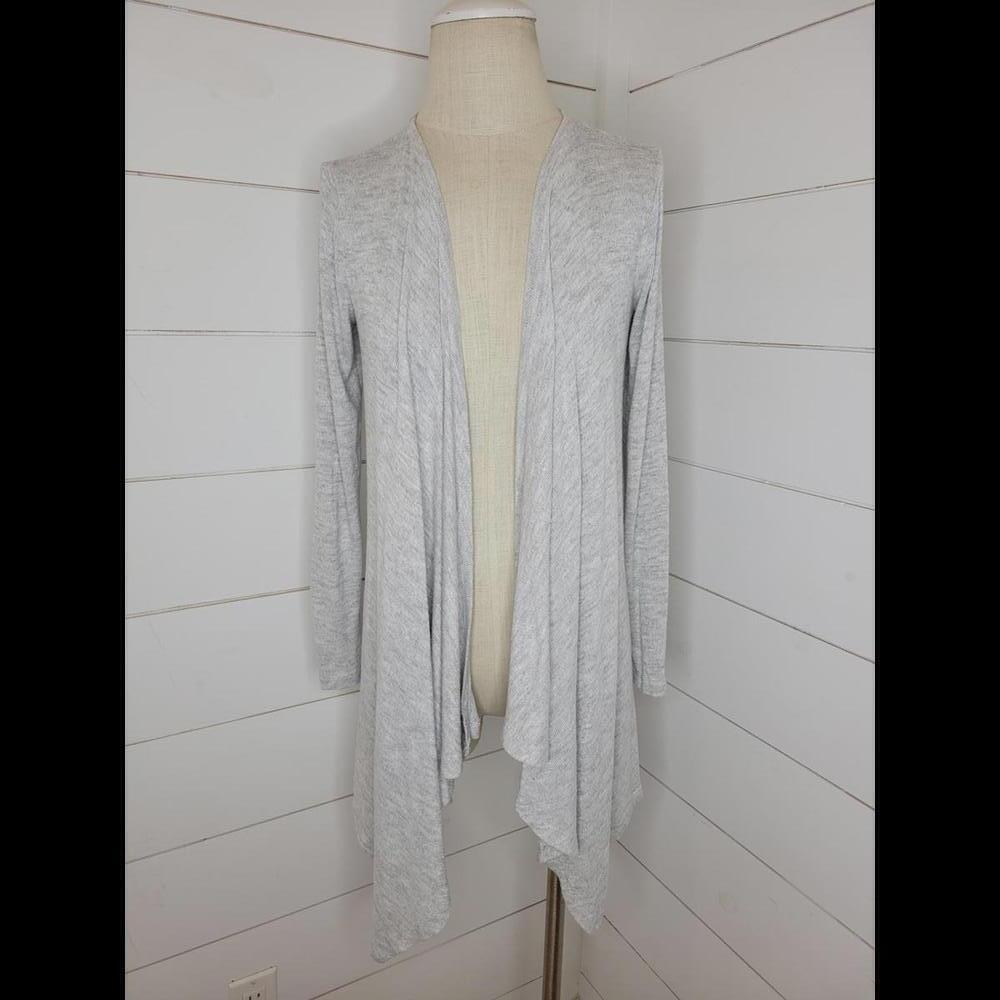 American Eagle Outfitters XS Grey lightweight swing cardigan sweater